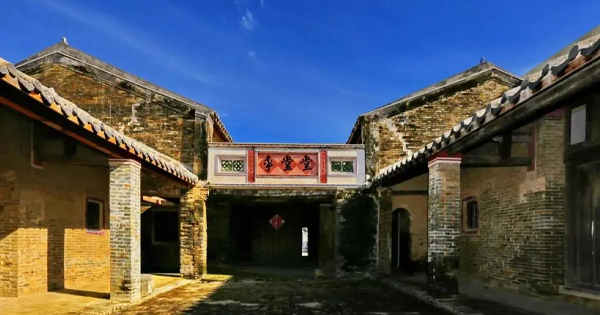 驻足革命圣地，，，，，，追寻红色足迹